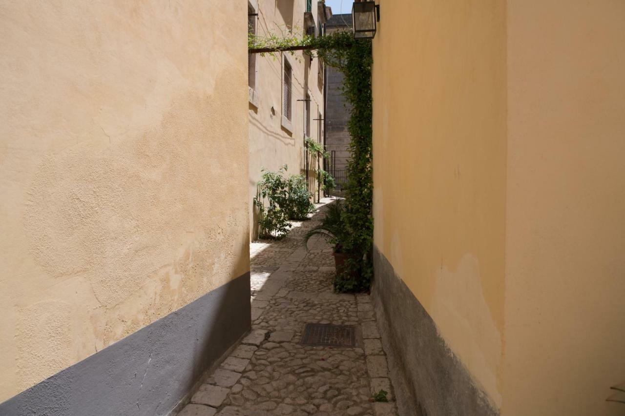 Qui Ed Ora,Guest House. Noto Kültér fotó